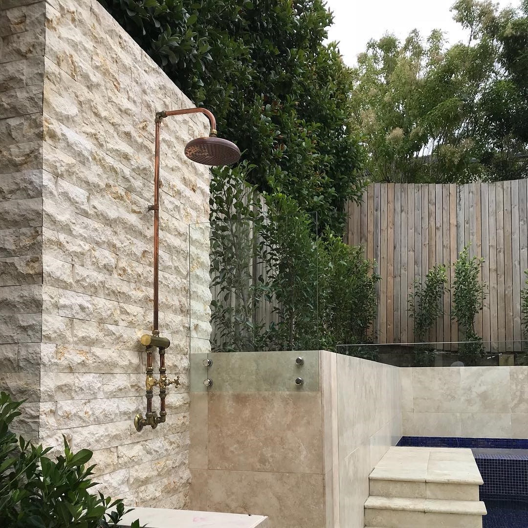 CLASSIC TRAVERTINE SPLIT FACE STONE WALL CLADDING_RMS TRADERS_NATURAL STONE FACADE FEATURE WALL SUPPLIER MELBOURNE (1)