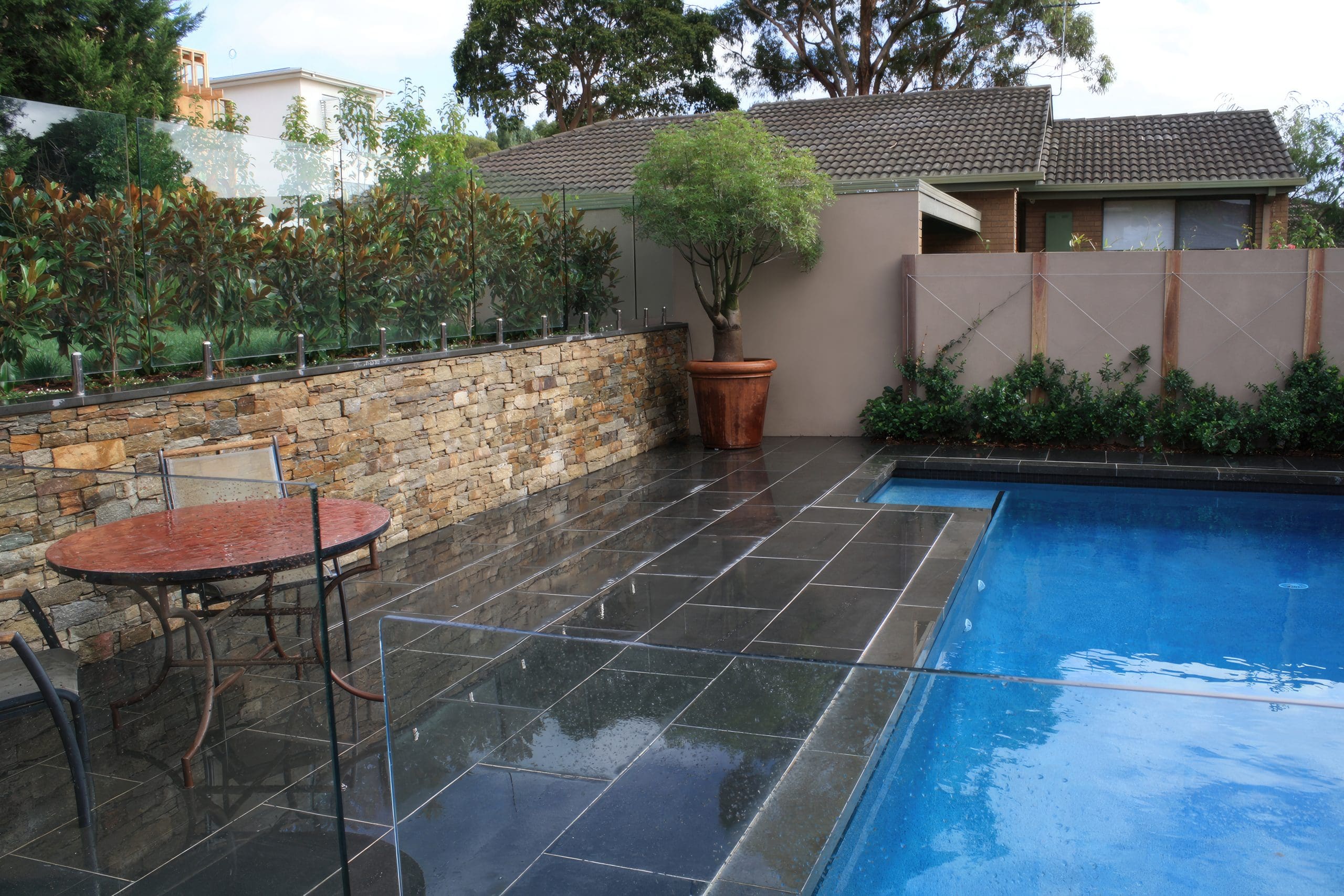 DARK HONED BLUESTONE_RMS TRADERS_NATURAL STONE BATHROOM TILES PAVERS POOL COPING SUPPLIER MELBOURNE (16)-gigapixel-standard-scale-6_00x