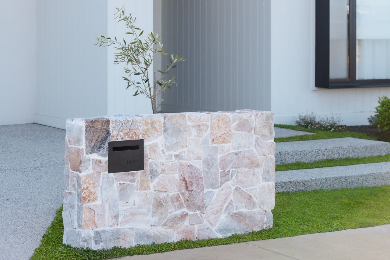 AIRLIE STONE WALL CLADDING_RMS_TRADERS_NATURAL STONE FACADE SUPPLIERS MELBOURNE xx