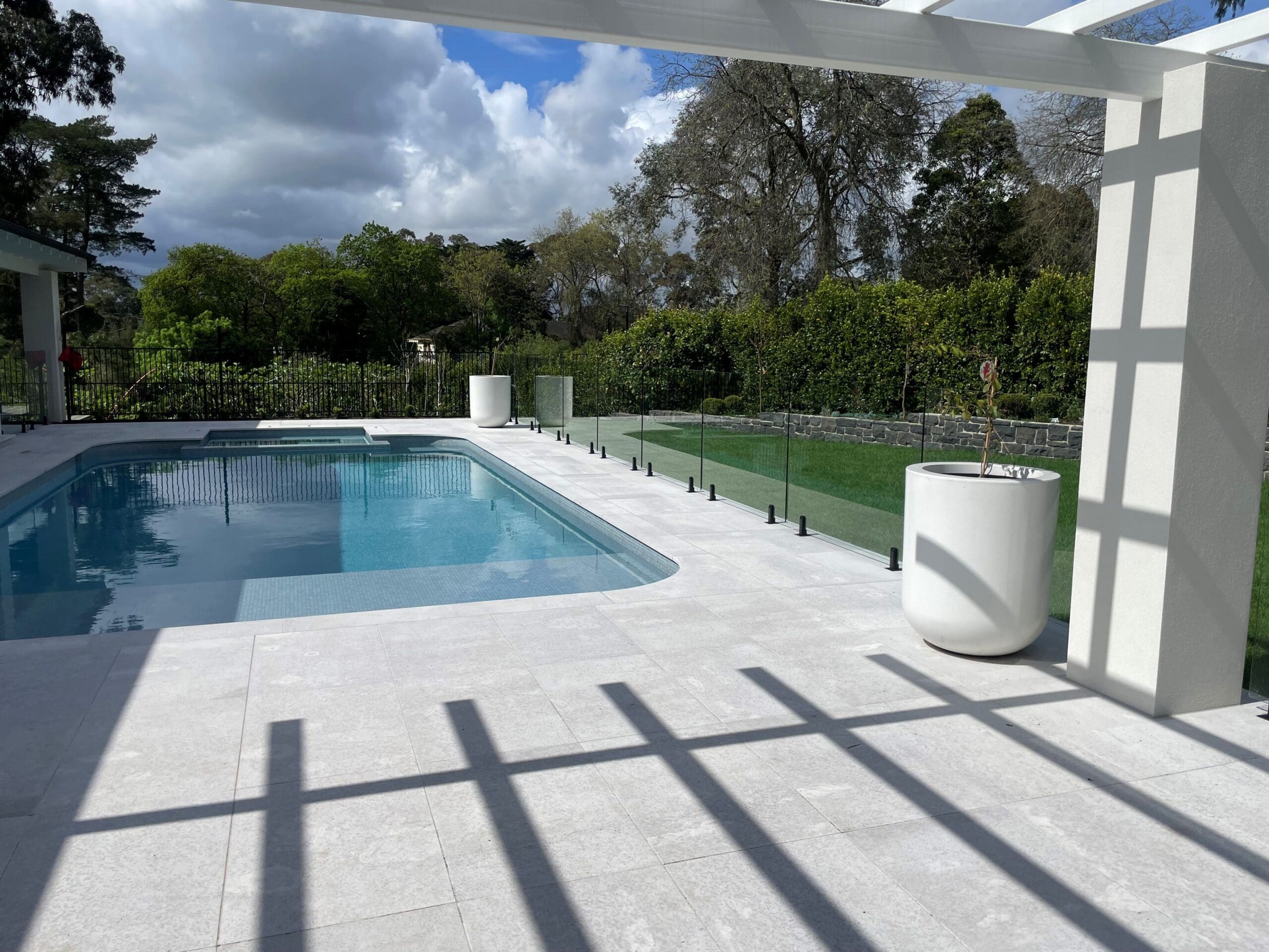 TALLIN GREY SANDBLASTED & BRUSHED LIMSTONE_RMS TRADERS_NATURAL STONE PAVER & POOL COPING SUPPLIER MELBOURNE (13)