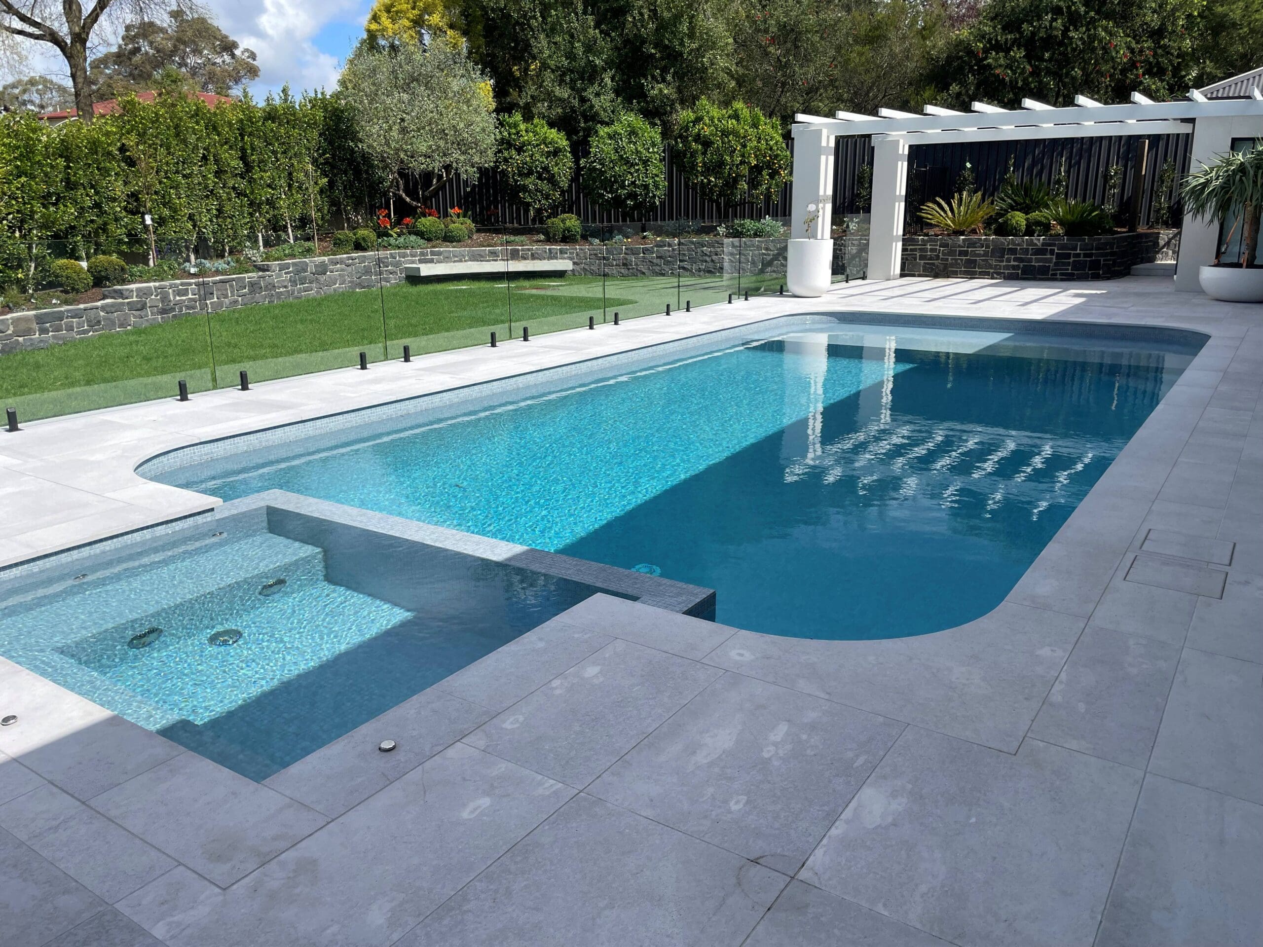 TALLIN GREY SANDBLASTED & BRUSHED LIMSTONE_RMS TRADERS_NATURAL STONE PAVER & POOL COPING SUPPLIER MELBOURNE (18)