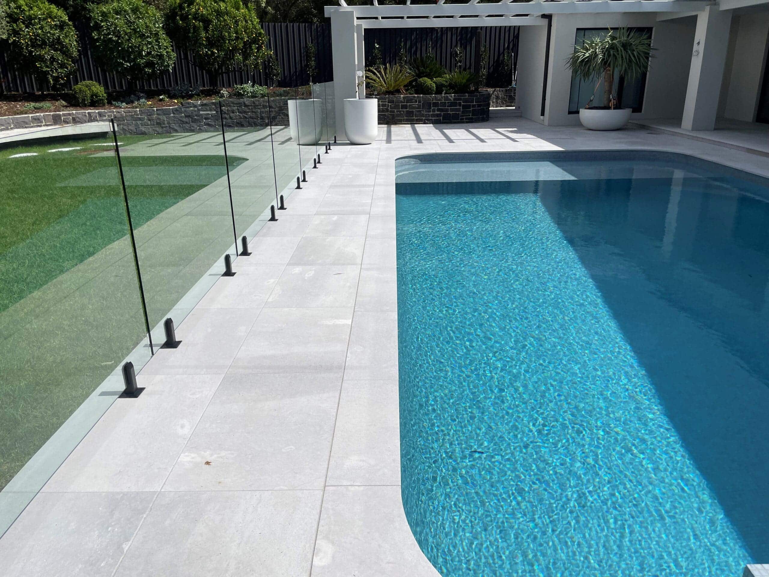 TALLIN GREY SANDBLASTED & BRUSHED LIMSTONE_RMS TRADERS_NATURAL STONE PAVER & POOL COPING SUPPLIER MELBOURNE (25)