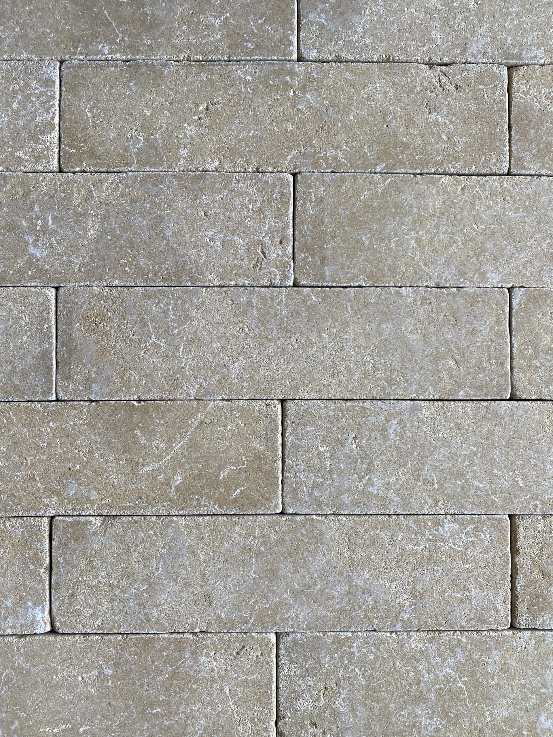 NICE BRUSHED & TUMBLED LIMESTONE BATTONS_RMS TRADERS_NATURAL STONE PAVER SUPPLIER MELBOURNE (12)