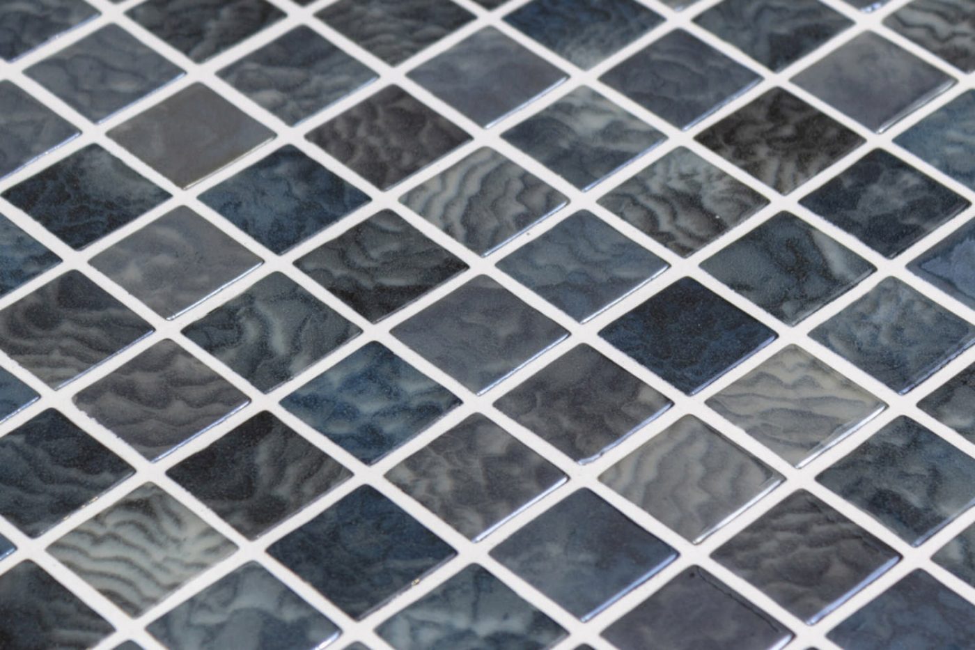 ARRECIFE-IRDIS-GREY_RMS-TRADERS_NATURAL-STONE-POOL-MOSAIC-SUPPLIER-MELBOURNE-6-scaled