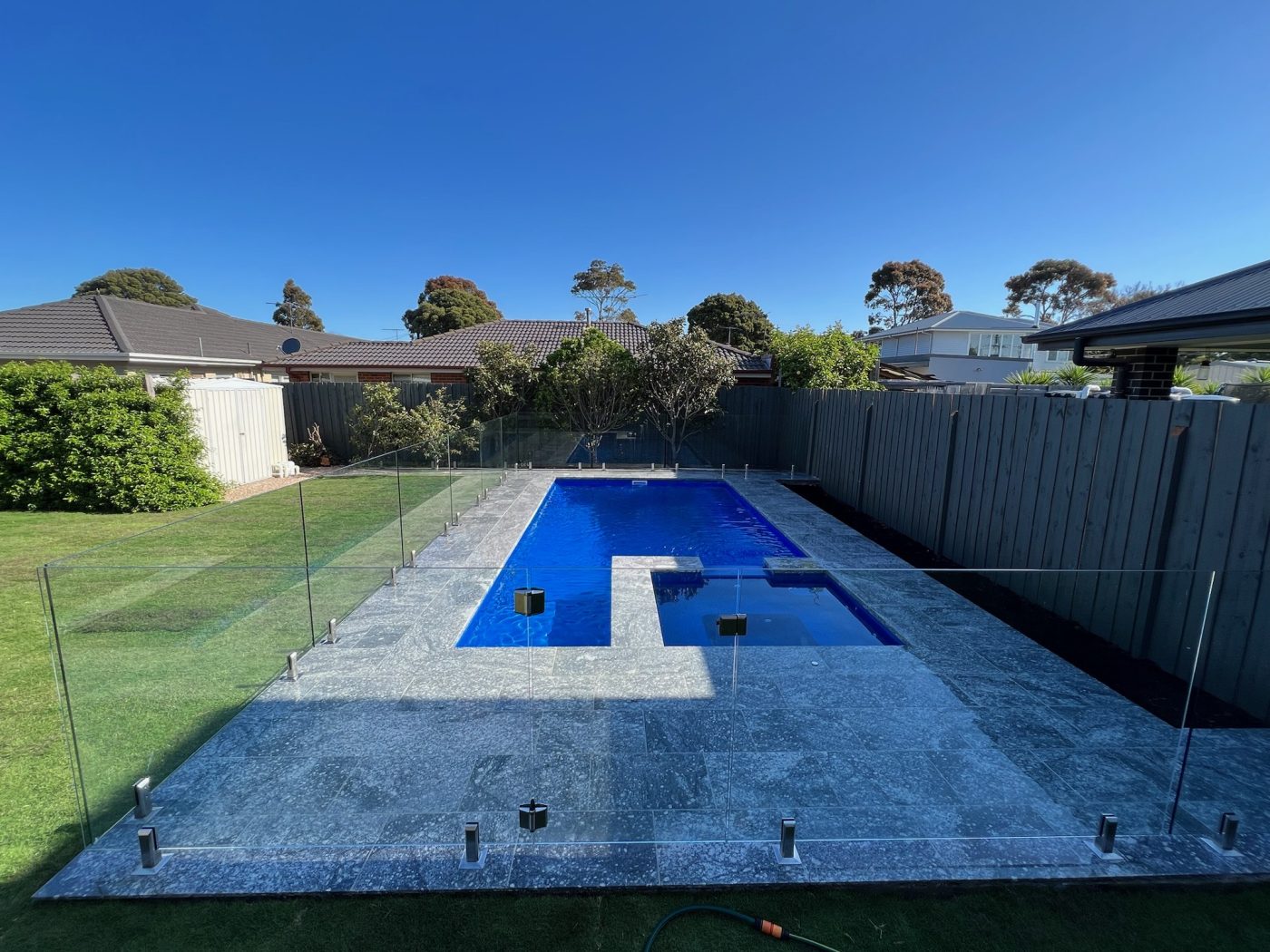 FANTASY-GREY-SANDBLASTED-GRANITE_RMS-TRADERS_NATURAL-STONE-PAVERS-POOL-COPING-SUPPLIER-MELBOURNE-24-scaled