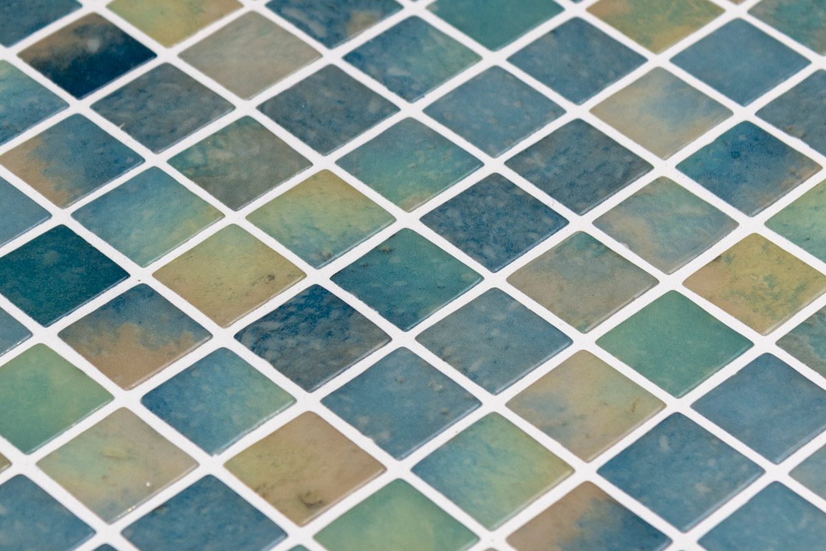LAKE-BLEND_RMS-TRADERS_NATURAL-STONE-POOL-MOSAIC-SUPPLIER-MELBOURNE-2