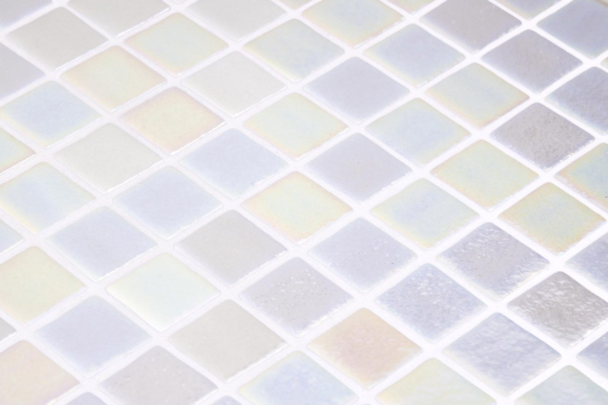 OPALESCENT-BLANCO_RMS-TRADERS_NATURAL-STONE-POOL-MOSAIC-SUPPLIER-MELBOURNE-2