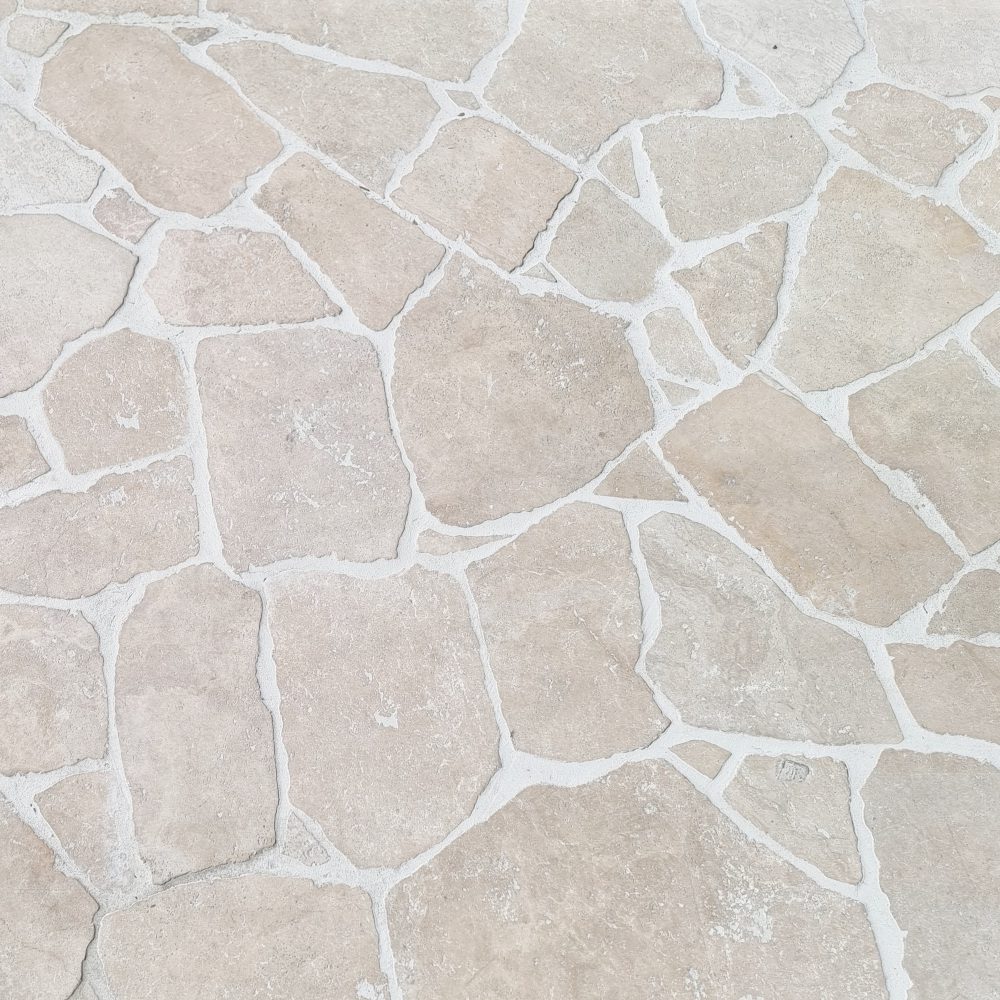 TUSCAN-TRAVERTINE-CRAZY-PAVING_RMS-TRADERS_-NATURAL-STONE-PAVERS-TILE-SUPPLIER-MELBOURNE-2