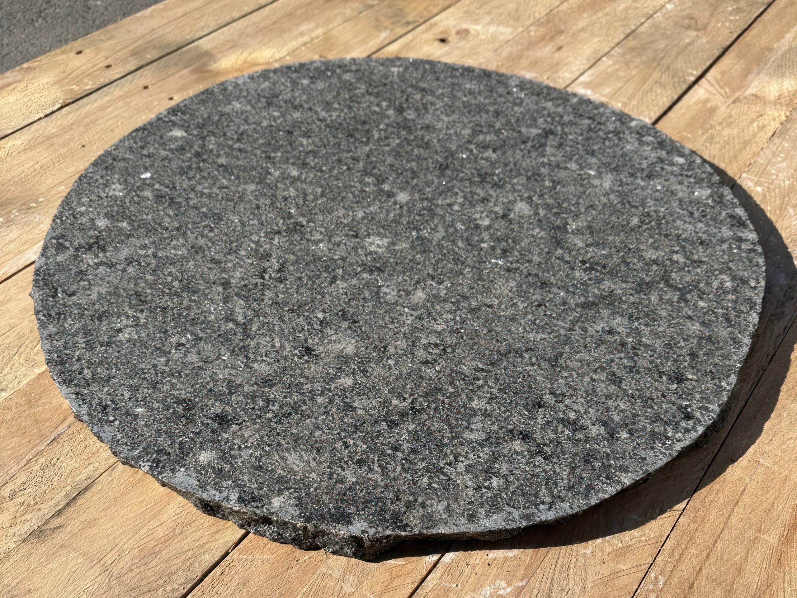IMPALA BLACK GRANITE STEPPING STONES_RMS TRADERS_NATURAL STONE SUPPLIER MELBOURNE (4))