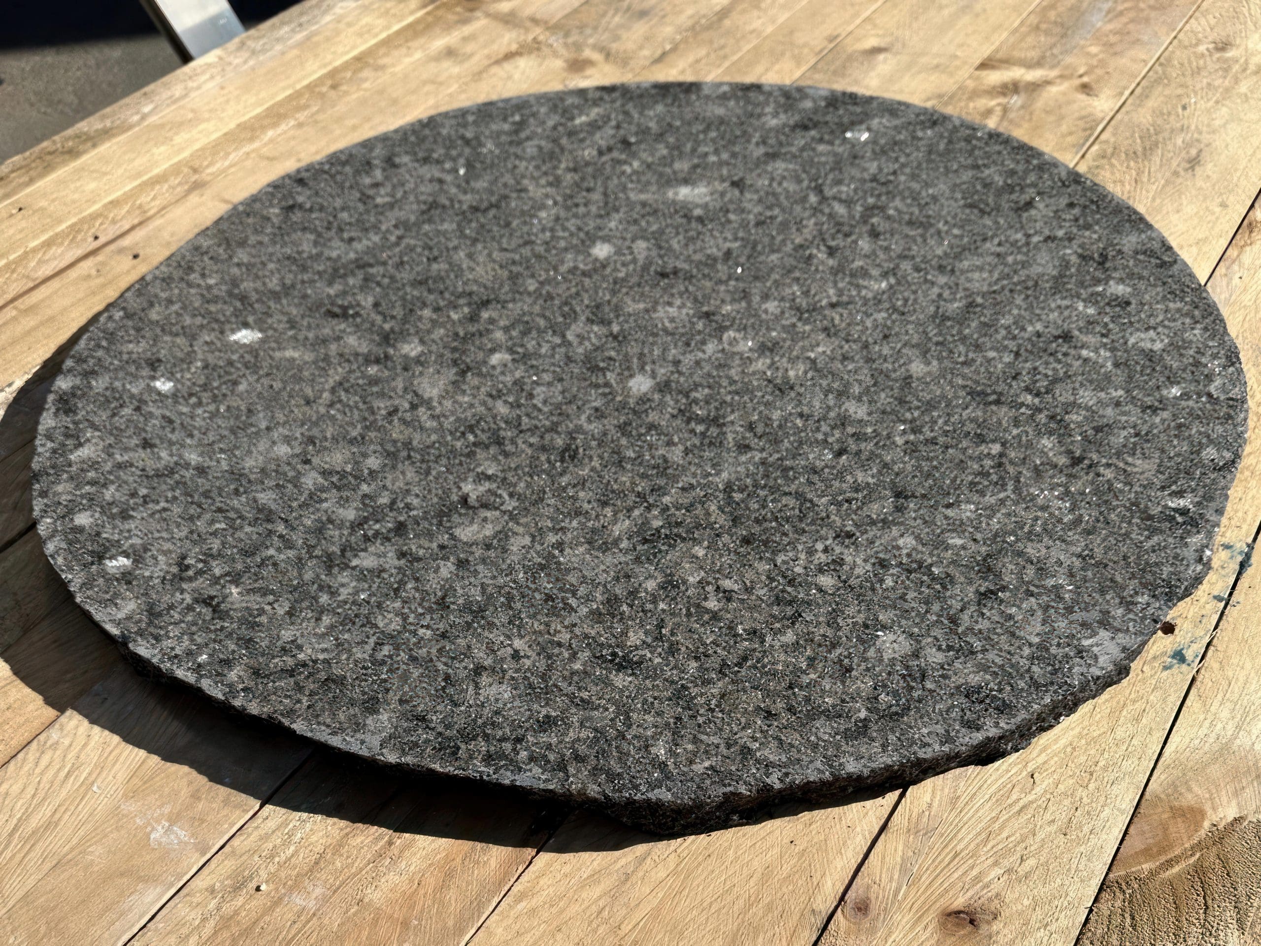 IMPALA BLACK GRANITE STEPPING STONES_RMS TRADERS_NATURAL STONE SUPPLIER MELBOURNE (5))